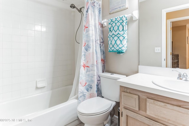 1045 17th St N, Jacksonville Beach, FL 32250 - full bathroom featuring toilet, shower / bath combo, and vanity