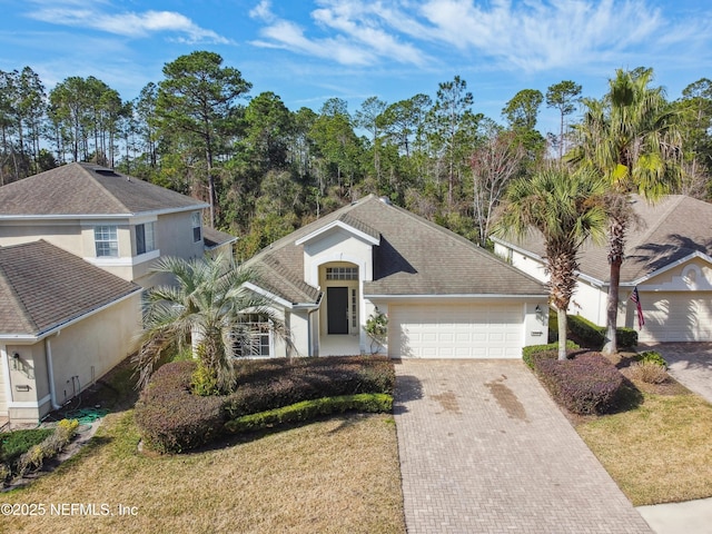 view of front of house featuring a front yard