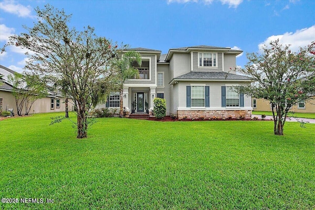 view of front of house featuring a front yard