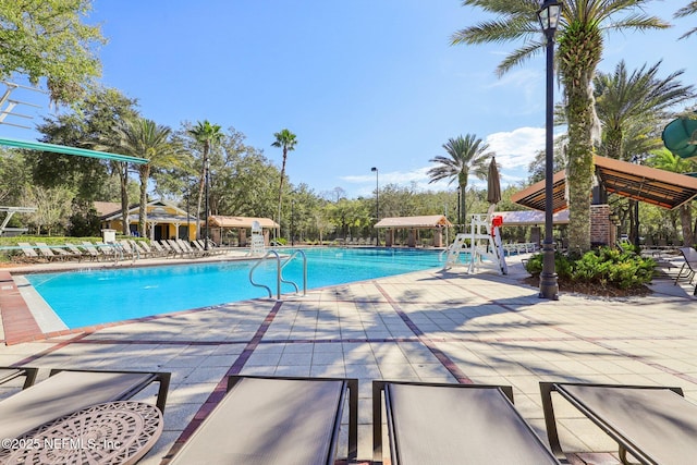 944 Laurel Valley Dr, Orange Park, FL 32065 - community pool with a patio
