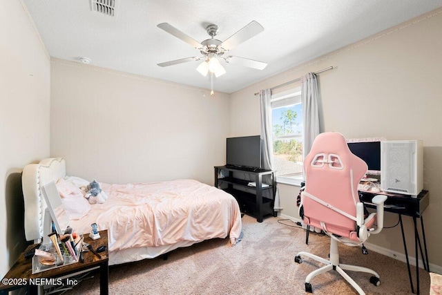 bedroom featuring ceiling fan and carpet flooring