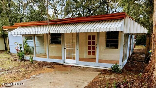 view of outbuilding