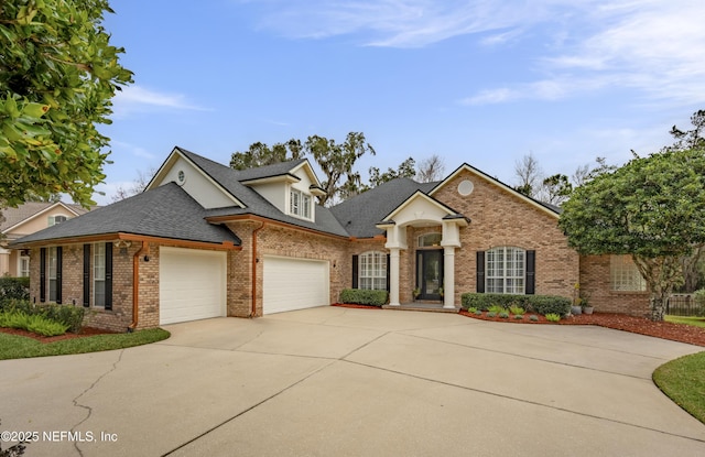 view of front facade featuring a garage