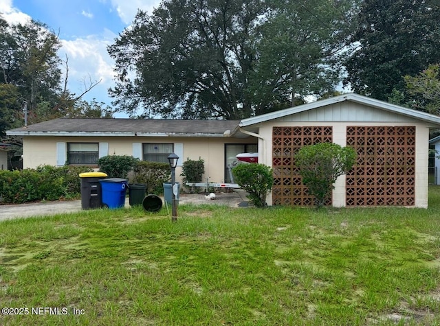 view of single story home