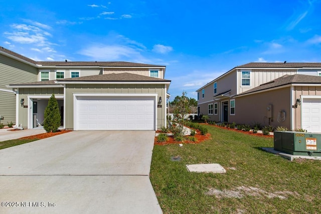 front of property featuring a front lawn