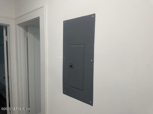 939 Jasmine Pl, Jacksonville, FL 32205 - room details with electric panel