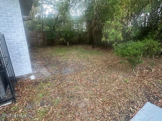 939 Jasmine Pl, Jacksonville, FL 32205 - view of yard