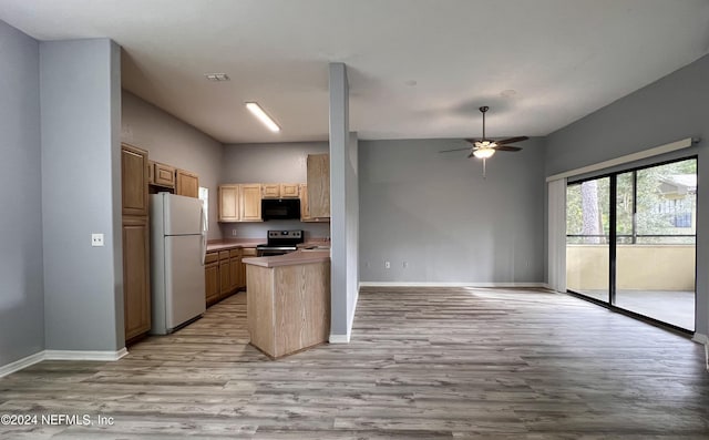 kitchen with light brown cabinetry, light wood-type flooring, white refrigerator, electric stove, and ceiling fan