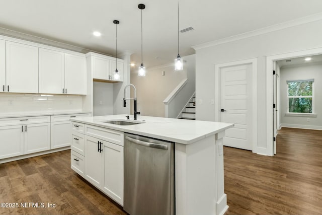 85158 Southern Creek Blvd, Fernandina Beach, FL 32034 - kitchen with sink, dishwasher, an island with sink, and white cabinets