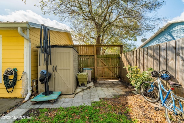 exterior space featuring a storage shed