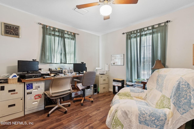 37069 Lee St, Hilliard, FL 32046 - office space with ceiling fan and dark hardwood / wood-style floors