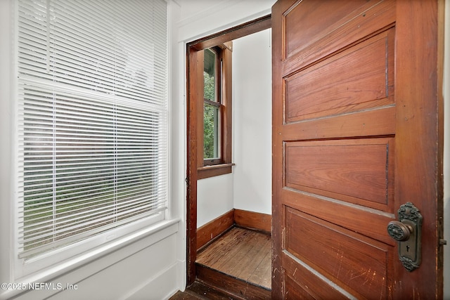 room details with baseboards