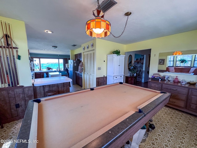 game room with visible vents and billiards