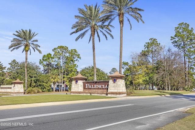 view of community / neighborhood sign