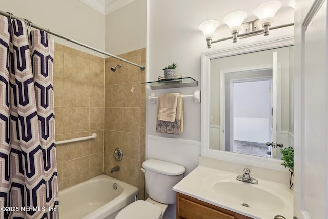 1494 Walnut Creek Dr, Fleming Island, FL 32003 - bathroom featuring shower / tub combo with curtain, vanity, a wainscoted wall, and ornamental molding