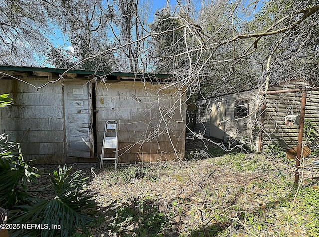 view of side of home