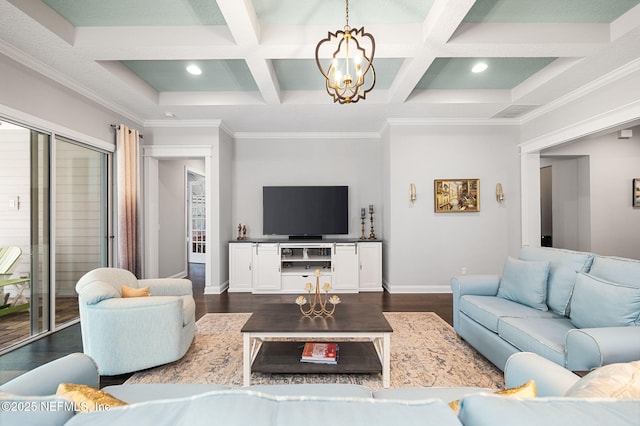 living room with dark wood-type flooring, a notable chandelier, and baseboards