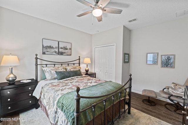 352 Bronson Pkwy, Saint Augustine, FL 32095 - bedroom with wood finished floors, a closet, and a ceiling fan