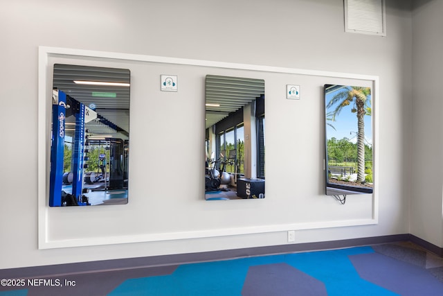 room details featuring baseboards