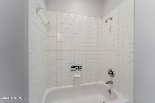 full bathroom with shower / bathing tub combination