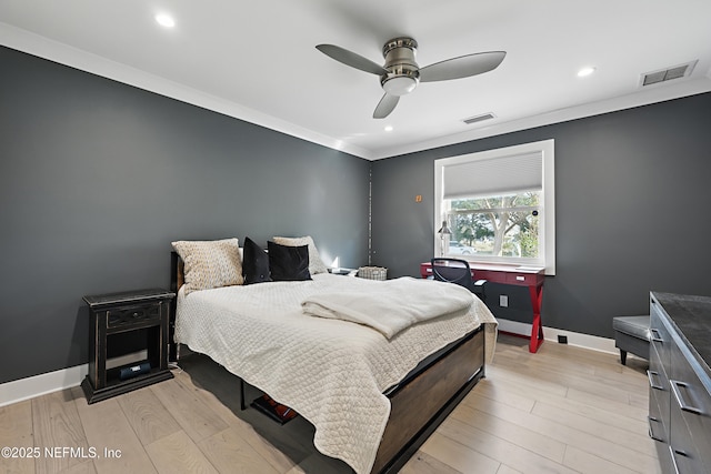 bedroom featuring recessed lighting, light wood-type flooring, visible vents, and baseboards