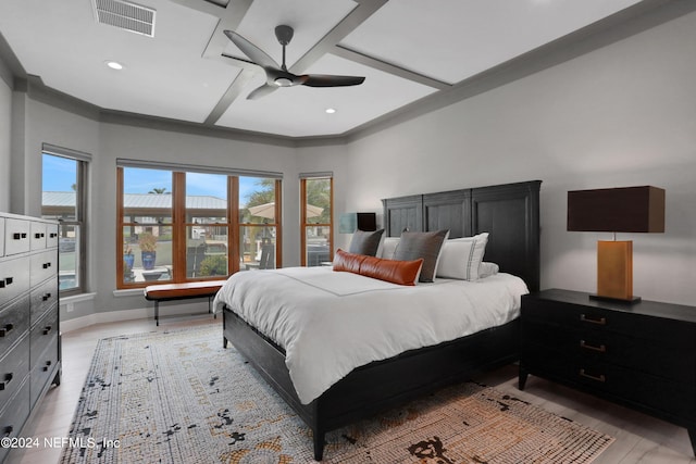 bedroom featuring recessed lighting, a ceiling fan, baseboards, visible vents, and light wood-style floors