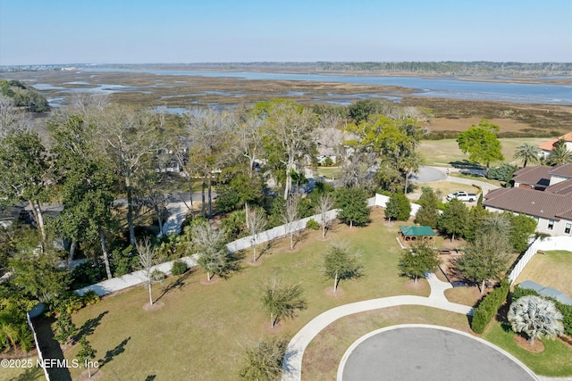 bird's eye view featuring a water view