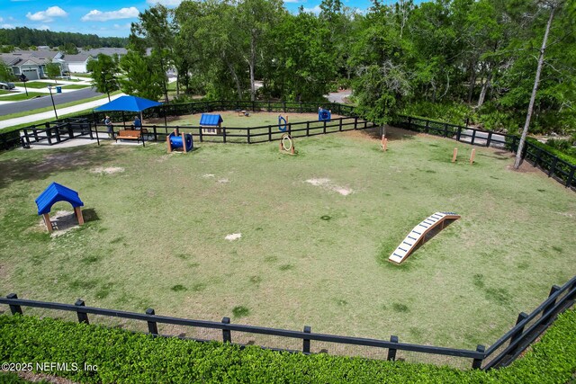 427 Ladyslipper Dr, Saint Johns, FL 32259 - surrounding community featuring fence