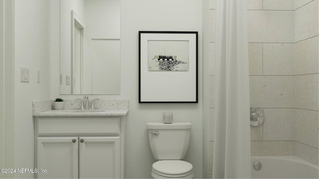 2991 Granary Park Ave, Green Cove Springs, FL 32043 - bathroom featuring vanity, toilet, and shower / tub combo with curtain