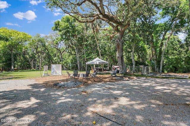 2446 Seminole Rd, Atlantic Beach, FL 32233 - view of yard