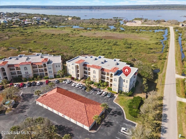 bird's eye view featuring a water view