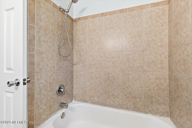 bathroom featuring shower / bathtub combination