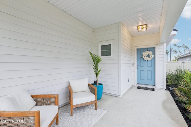 entrance to property with fence