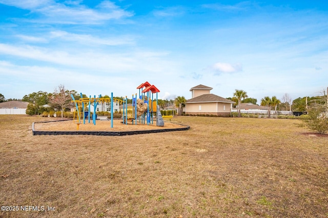 95170 Timberlake Dr, Fernandina Beach, FL 32034 - communal playground with a lawn and fence