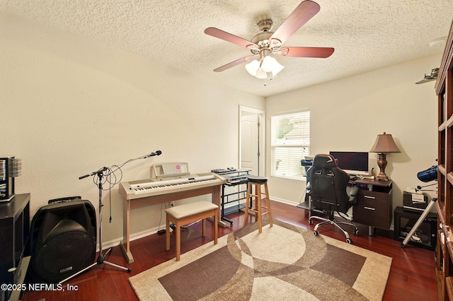 4023 Trail Ridge Rd, Middleburg, FL 32068 - office area with a textured ceiling, a ceiling fan, wood finished floors, and baseboards