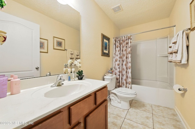 4023 Trail Ridge Rd, Middleburg, FL 32068 - full bath featuring toilet, a textured ceiling, tile patterned flooring, vanity, and shower / tub combo with curtain