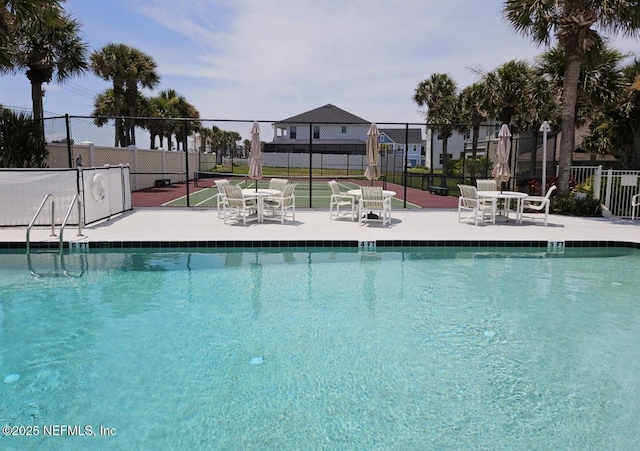 180 Kingston Dr, Saint Augustine, FL 32084 - community pool with fence and a patio