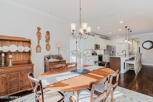 dining area featuring a notable chandelier, recessed lighting, baseboards, dark wood finished floors, and crown molding