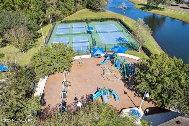 bird's eye view featuring a water view