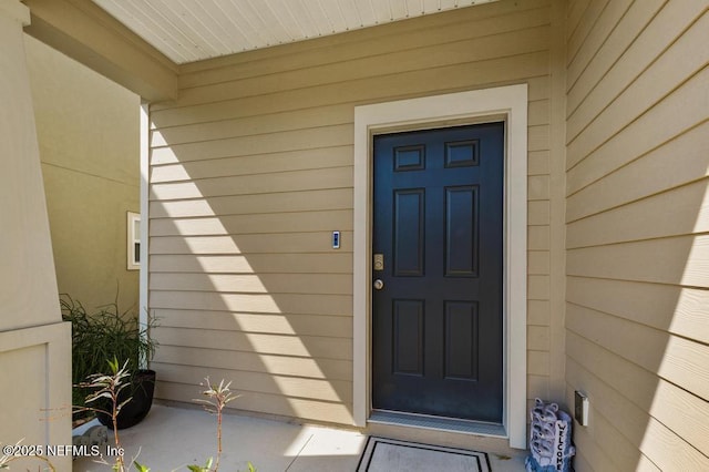 view of entrance to property