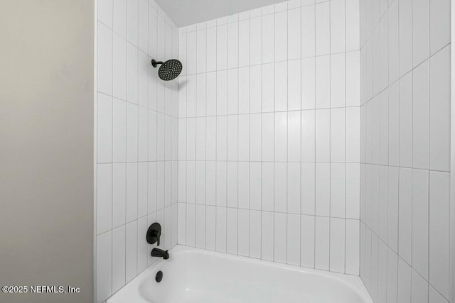 bathroom featuring shower / bathtub combination