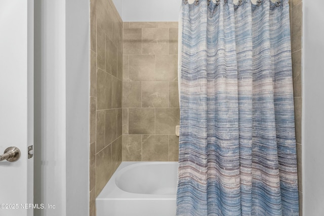 full bath featuring shower / bath combo with shower curtain