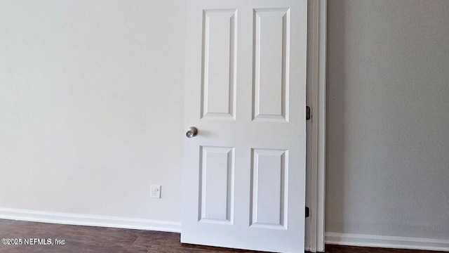 room details featuring baseboards