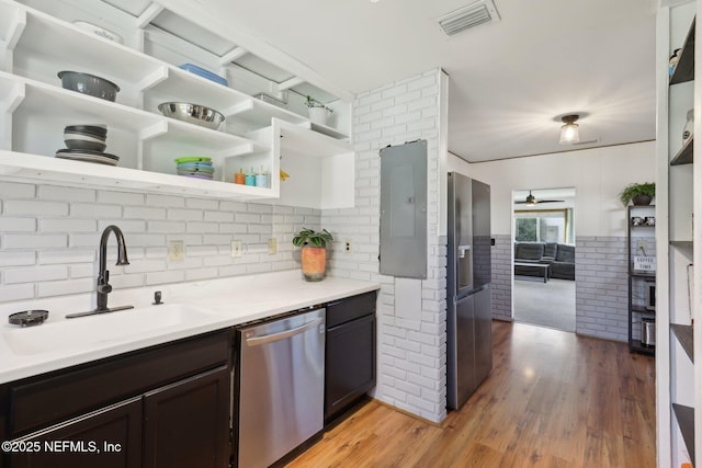 kitchen with visible vents, open shelves, stainless steel appliances, a ceiling fan, and a sink