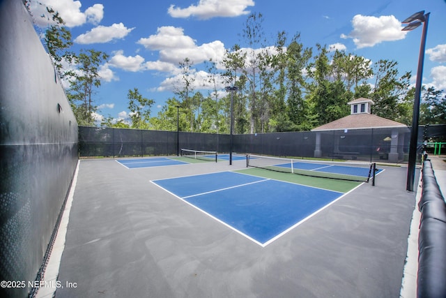 2534 Willow Creek Dr, Fleming Island, FL 32003 - view of tennis court featuring community basketball court