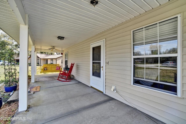 view of patio featuring covered porch