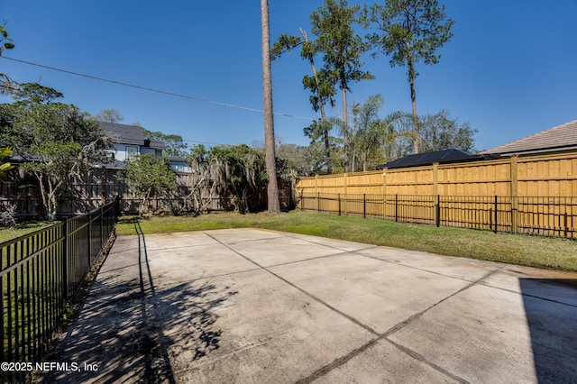 view of patio featuring a fenced backyard