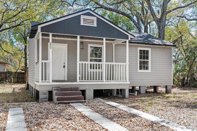 view of front of house with a porch