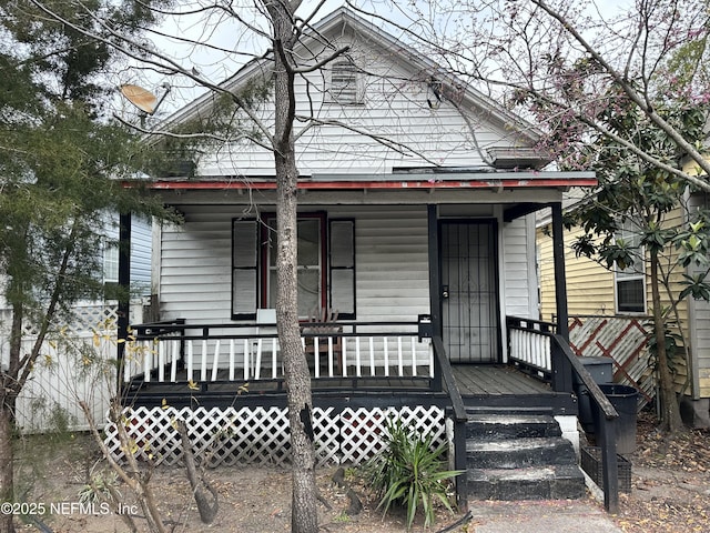 view of front facade featuring a porch