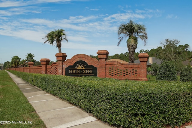 view of community / neighborhood sign